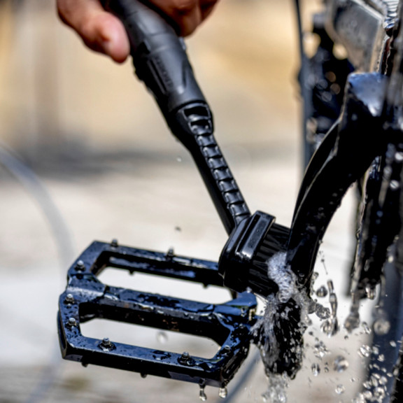 Jemný, ale účinný štětec na jemné detaily