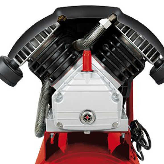 Olejový motor