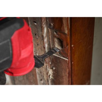 MILWAUKEE Bimetalové ponorné nože s titanovou povrchovou úpravou pro řezání měkkých kovů, šroubů, hřebíků, PVC a sádrokartonu. 4