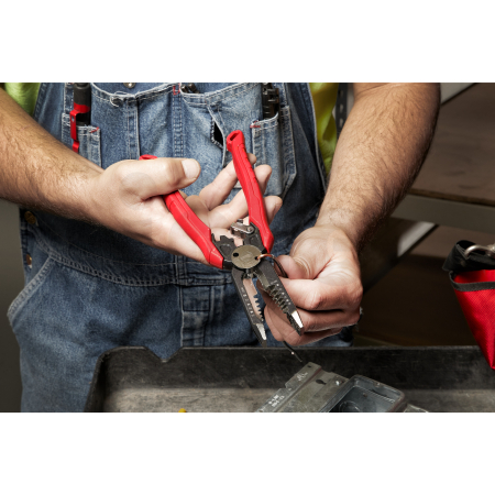 MILWAUKEE Elektrikářské kleště 7 v 1 4932478554