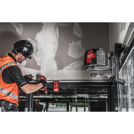 MILWAUKEE L4 CLL-301C - Akumulátorový křížový liniový laser se zeleným světlem s USB 4933478098