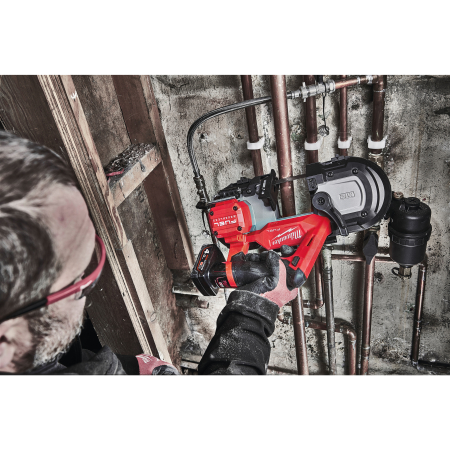 MILWAUKEE M12 FBS64 Aku pásová pila 4933478441