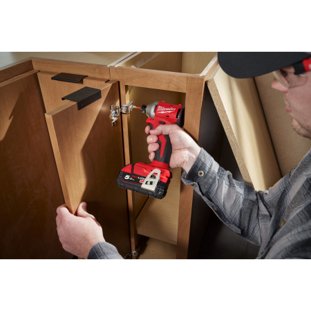 MILWAUKEE M18 BLIDR-502X bezuhlíkový rázový utahovák 1/4˝ Hex 4933492843