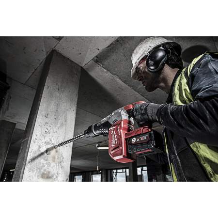 MILWAUKEE M18 FUEL™ 5kg SDS-Max vrtací a bourací kladivo 4933451362