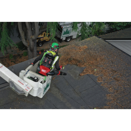 MILWAUKEE M18 F2BPB-0 zádový fukar na dva akumulátory 4933493212