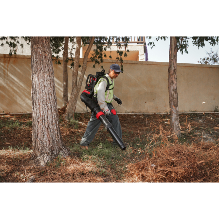 MILWAUKEE M18 F2BPB-0 zádový fukar na dva akumulátory 4933493212
