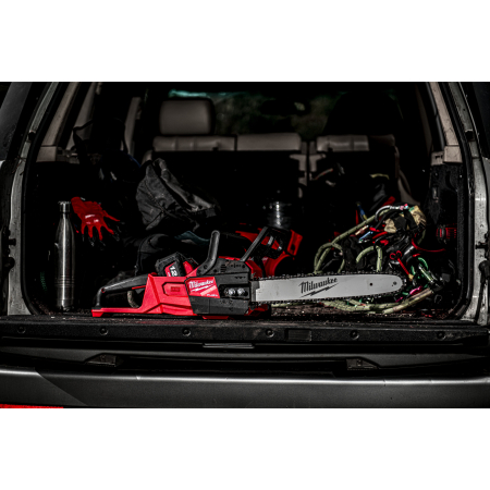 MILWAUKEE M18FCHS-121B - M18 FUEL™ řetězová pila s lištou 40 cm 4933464223