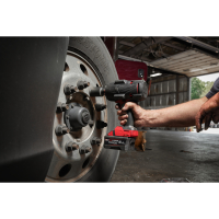 MILWAUKEE M18 FUEL™ ½″ rázový utahovák s vysokým krouticím momentem a pojistným koužkem 4933498056