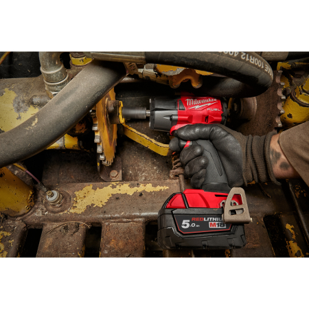 MILWAUKEE M18 FUEL™ ½″ Rázový utahovák s pojistným kroužkem 4933478450