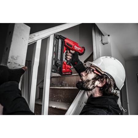 MILWAUKEE M18 FN16GA M18 FUEL™ dokončovací hřebíkovačka 16 GA 4933478094