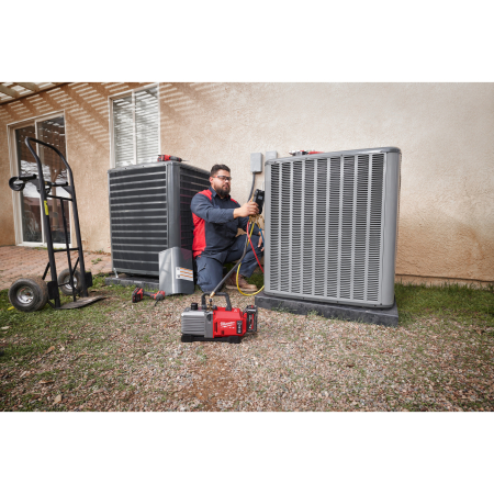 MILWAUKEE M18 FVP5-801 vakuové čerpadlo 4933498380