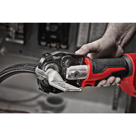 MILWAUKEE M18™ FORCE LOGIC™ Hydraulické krimpovací kleště na kabely 53 kN 4933451194