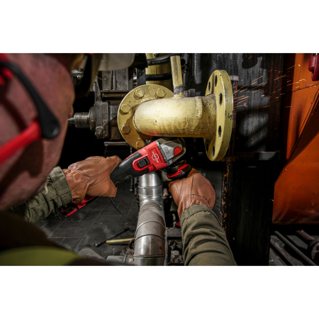MILWAUKEE M18 FUEL™ ONE-KEY™ 125 mm úhlová bruska s pouvným spínačem 4933478433