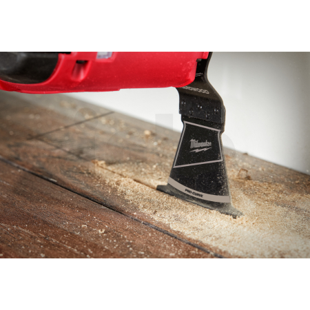 MILWAUKEE široké přesné trojitě broušené nože PRO-CURVE pro řezání čistého dřeva, sádrokartonu a PVC OL HCS 3C HW 64 MM 48851151