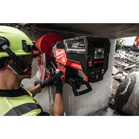 MILWAUKEE MXF DCD350 KIT-0 MX FUEL Akumulátorová diamantová jádrová vrtačka 350 mm 4933493142