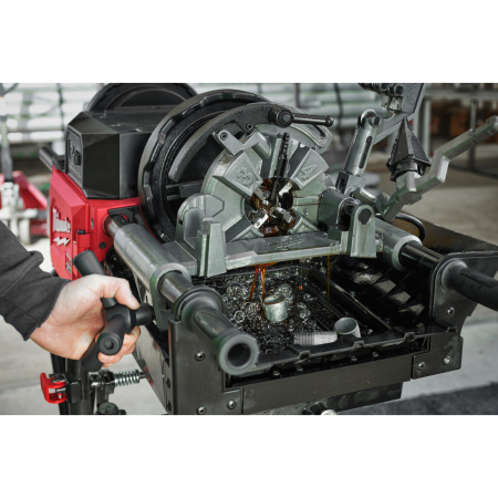 MILWAUKEE MXFPTR2-601 MX FUEL stacionární závitořez 2˝ s ONE-KEY 4933492100
