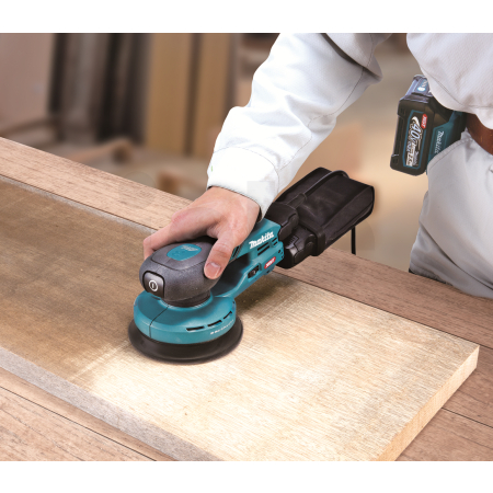 Makita - Aku excentrická bruska s regulací 125mm Li-ion XGT 40V,bez aku   Z BO003CGZ