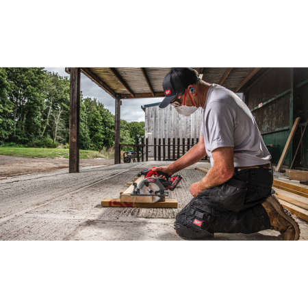MILWAUKEE M18 FCS552-0X M18 FUEL kompaktní okružní pila 4933493588