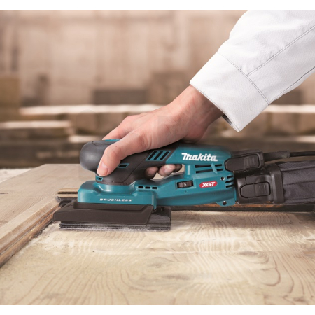 Makita - Aku vibrační bruska s regulací 80x130mm Li-ion XGT 40V,bez aku   Z BO005CGZ