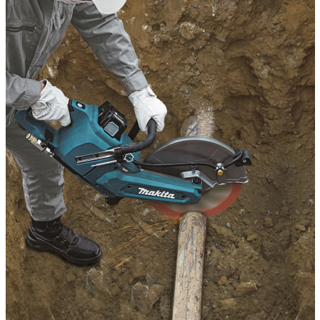 Makita - Aku rozbrušovací pila 305mm Li-ion XGT 40V, bez aku   Z CE004GZ