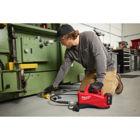 MILWAUKEE M18 HMP700-0 hydraulické mini čerpadlo 700 bar 4933493928
