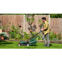 BOSCH Sekačka na trávu UniversalRotak 37-555 06008A6501