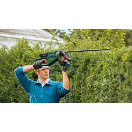 BOSCH Akumulátorové nůžky na živé ploty UniversalHedgeCut 18V-50 0600849K00