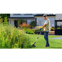 BOSCH Akumulátorová strunová sekačka UniversalGrassCut 18V-26-500 06008C1F00