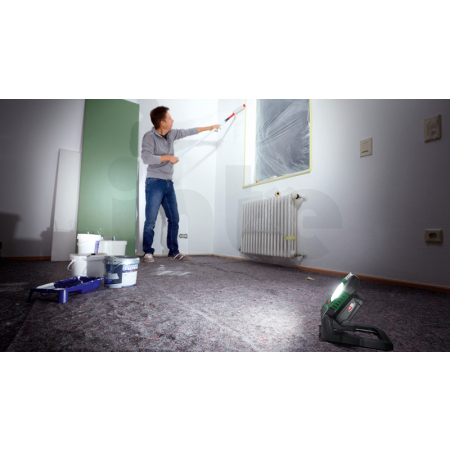 BOSCH Akumulátorové LED pracovní světlo UniversalWorkLight 18V-2100 06039A1300