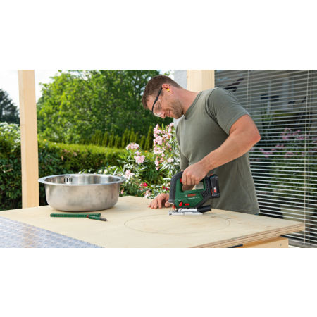 BOSCH Akumulátorová kmitací pila AdvancedSaw 18V-140 0603013000