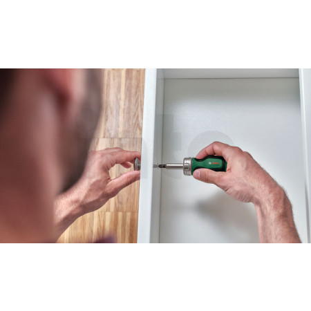 BOSCH  Krátký ráčnový šroubovák se 6 bity (zásobník 2) 1600A032UZ