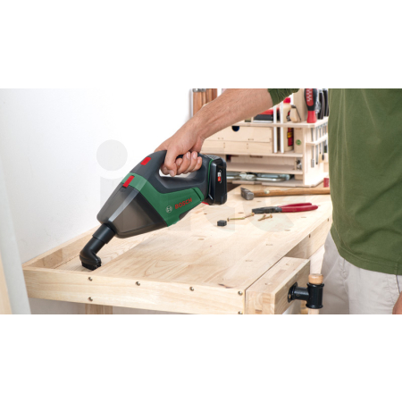 BOSCH Akumulátorový vysavač UniversalVac 18 06033B9103