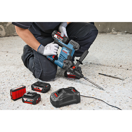 BOSCH Startovací sada 2× GBA 36V 6.0Ah + GAL 3680 CV 1600A00L1U