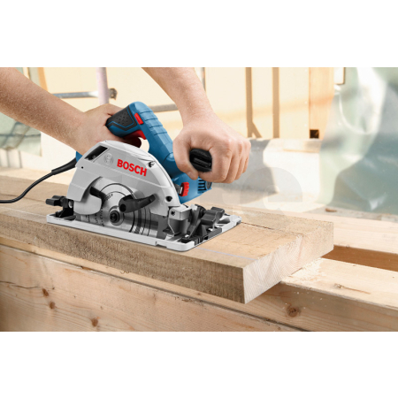 BOSCH Ruční okružní pila GKS 55 + GCE 0601682100