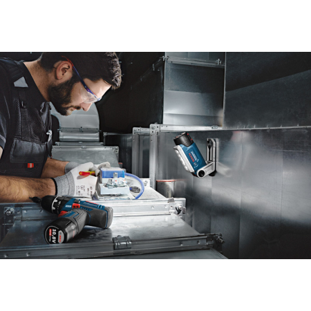BOSCH Akumulátorová svítilna GLI 12V-330 06014A0000