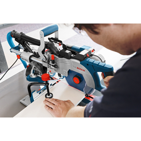 BOSCH Pokosová pila se zákluzem GCM 8 SDE 0601B19200