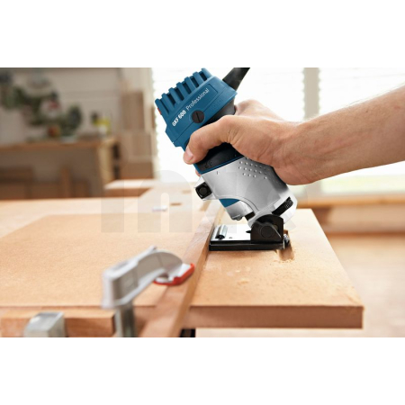 BOSCH Ohraňovací frézka GKF 600 060160A100