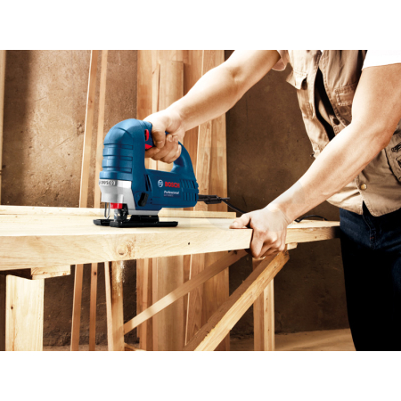 BOSCH Kmitací pilka GST 8000 E 060158H000
