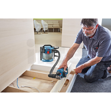 BOSCH Akumulátorový hoblík GHO 12V-20 06015A7000