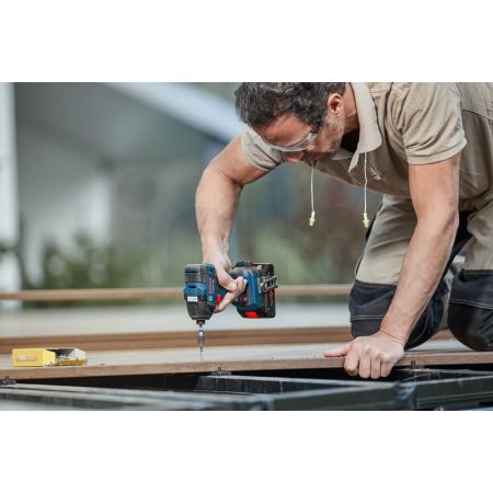 BOSCH Akumulátorový rázový utahovák GDR 18V-200 C 06019G4104