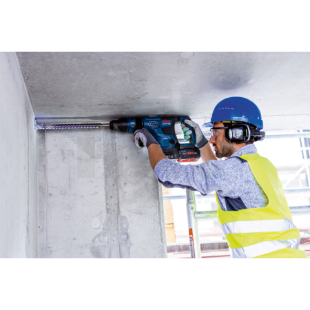 BOSCH Akumulátorové vrtací kladivo BITURBO s SDS max GBH 18V-36 C 0611915021