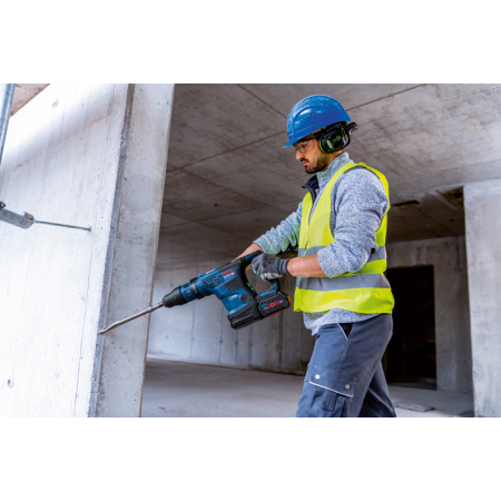 BOSCH Akumulátorové vrtací kladivo BITURBO s SDS max GBH 18V-36 C 0611915021