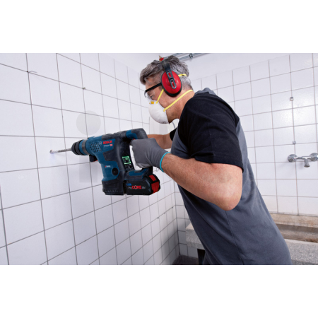 BOSCH Akumulátorové vrtací kladivo BITURBO s SDS plus GBH 18V-34 CF 0611914021