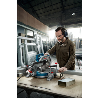 BOSCH Kapovací a pokosová pila GCM 216 0601B33000