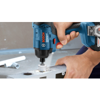 BOSCH Akumulátorový rázový utahovák GDR 18V-160 06019G5106