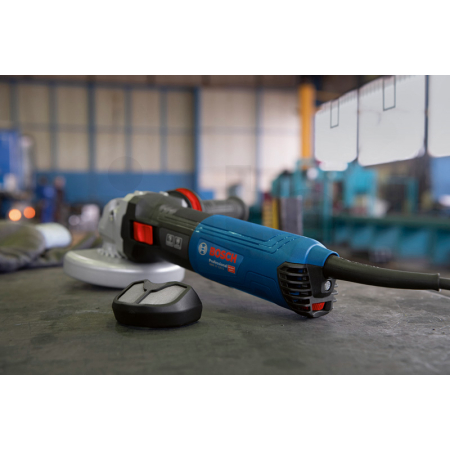 BOSCH Úhlová bruska 125 mm GWS 17-125 S INOX 06017D0500