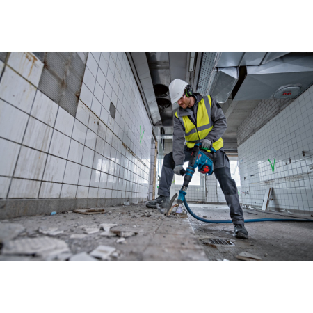 BOSCH Akumulátorové vrtací kladivo BITURBO s SDS max GBH 18V-40 C 0611917120
