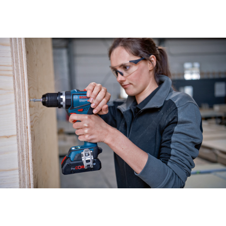 BOSCH Akumulátorový kombinovaný šroubovák GSB 18V-90 C 06019K6100