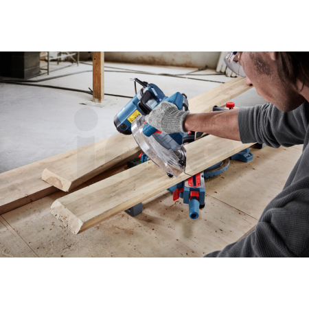 BOSCH Kapovací a pokosová pila GCM 254 D 0601B53000