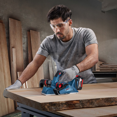 BOSCH Akumulátorový hoblík GHO 185-LI 06015B5021